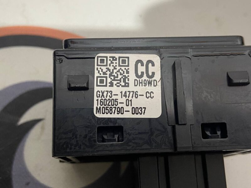 T2H3542 Seat memory control button block Jaguar F-Pace X761 (2017-) used cost 90 € in stock 1 pcs.