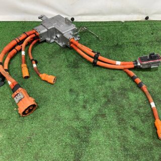 T4K5756 Wiring of the Jaguar I-Pace (2018-) air distributor box Used cost 750 € in stock 9 pcs.