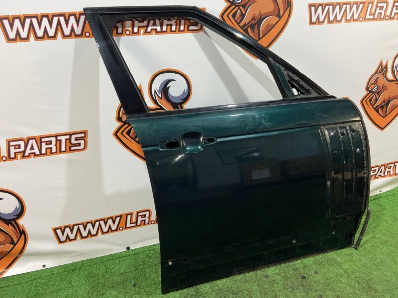 LR036399 Front right door Range Rover L405 (2013-2021) Used cost 550 € in stock 10 pcs.
