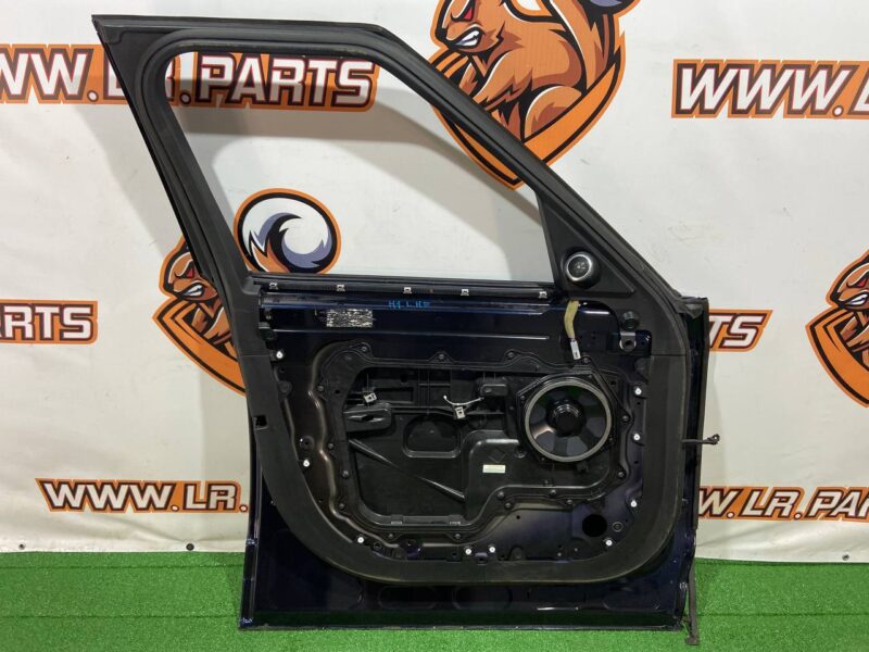 LR036400 Front left door Range Rover L405 (2013-2021) Used cost 550 € in stock 9 pcs.