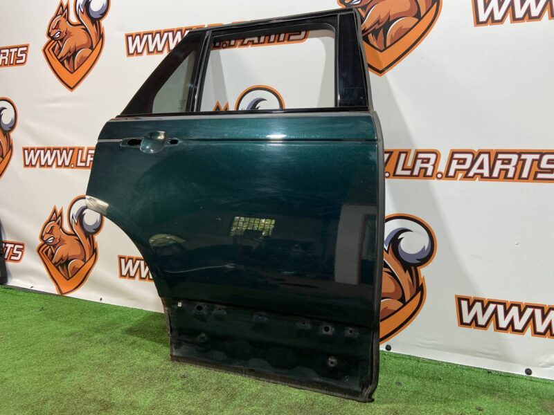 LR036402 Rear right door Range Rover L405 (2013-2021) Used cost 650 € in stock 7 pcs.