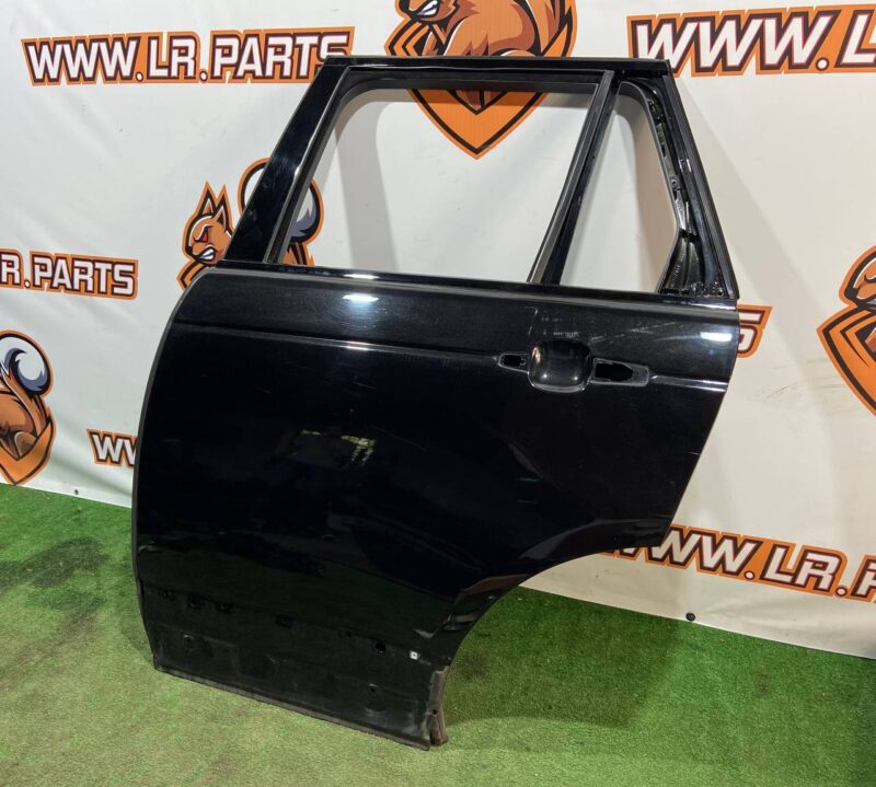 LR036403 door rear left Range Rover L405 Used cost 650 € in stock 6 pcs.