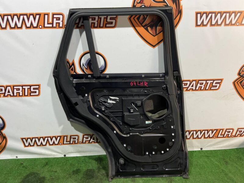 LR036403 door rear left Range Rover L405 Used cost 650 € in stock 6 pcs.