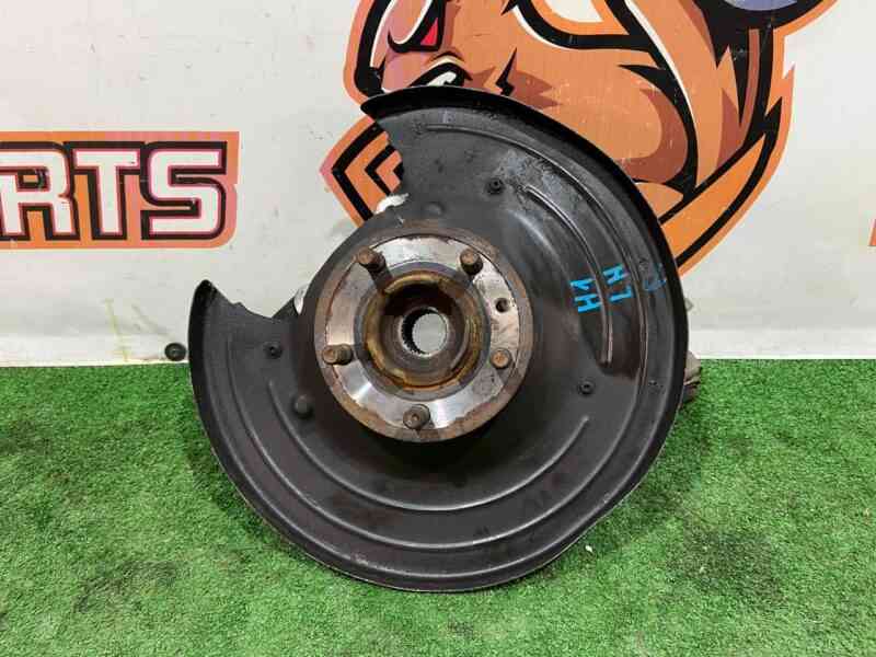 LR038551 Rear left axle assembly with hub Range Rover L405 (2013-2021) Used cost 150 € in stock 3 pcs.