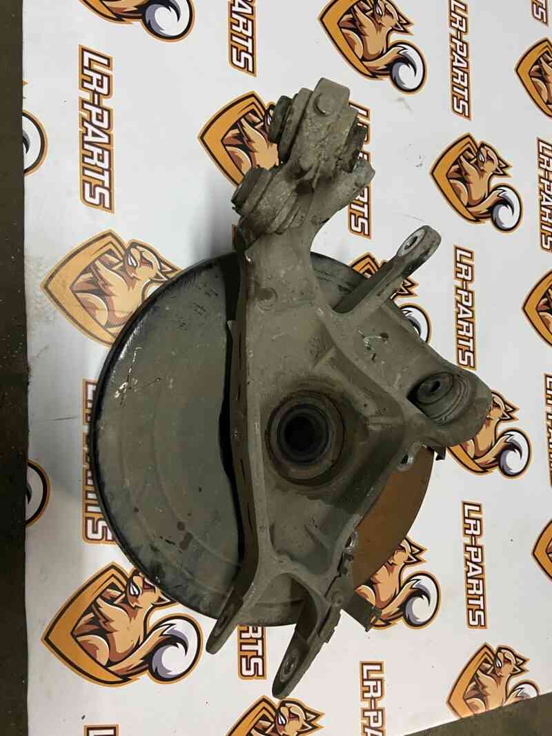 LR038551 Rear left axle assembly with hub Range Rover L405 (2013-2021) Used cost 150 € in stock 3 pcs.