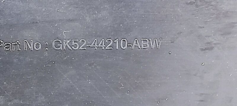 LR038593 Spoiler Range Rover L405 (2013-2021) Used cost 350 € in stock 2 pcs.