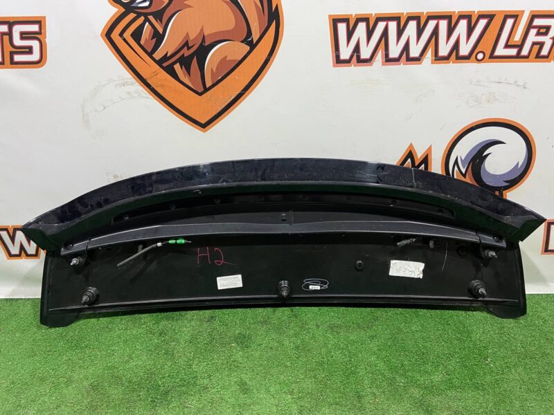 LR038593 Spoiler Range Rover L405 (2013-2021) Used cost 350 € in stock 2 pcs.