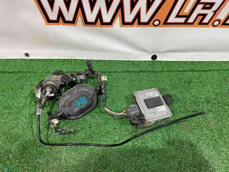 LR039218 Fuel pump drive control unit RANGE ROVER L405 13- Used cost 85 € in stock 4 pcs.