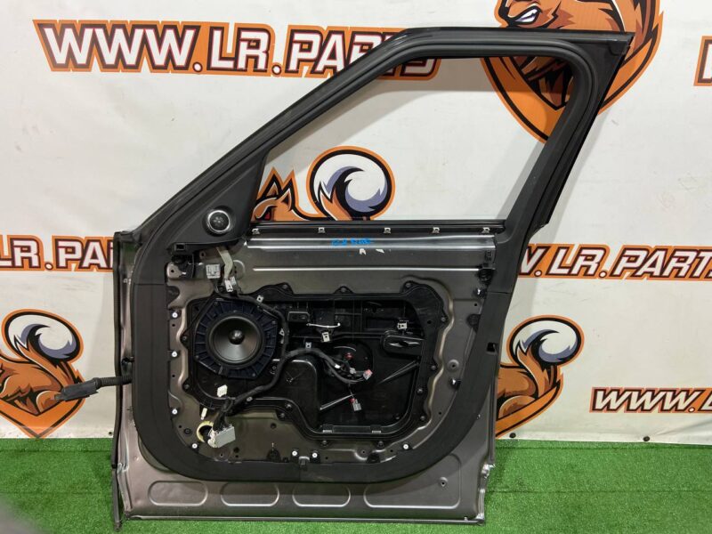 LR044226 Front right door Range Rover Sport L494 (2014-2022) Used - Image 13