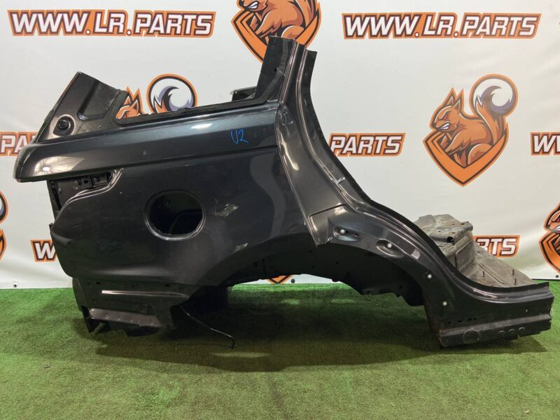 LR044372 Quarter rear right Range Rover Sport L494 Used cost 430 € in stock 6 pcs.