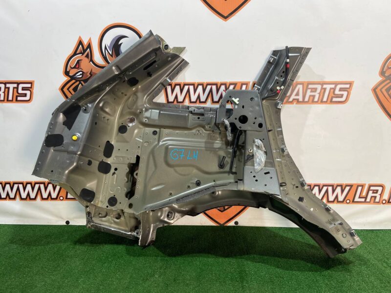 LR044373 Quarter rear left Range Rover Sport L494 Used cost 550 € in stock 4 pcs.