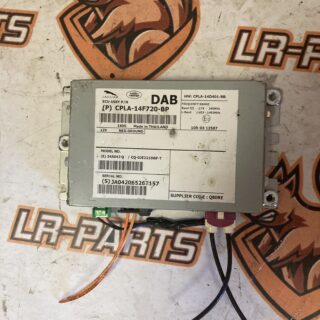 LR044888 Radio Range Rover L405 (2013-2021) Used cost 450 € in stock 1 pcs.