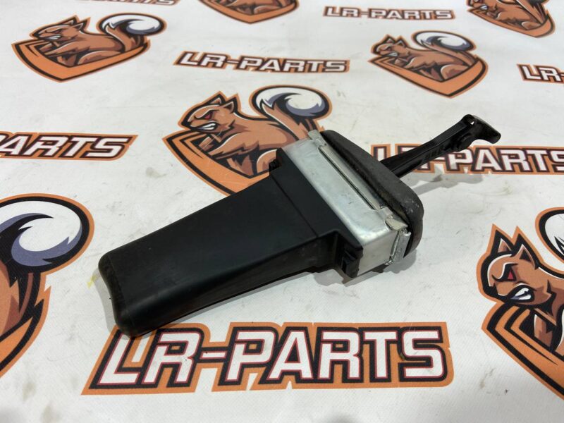 LR045541 Rear door limiter Range Rover Sport L494 (2014-2022) Used cost 10 € in stock 5 pcs.