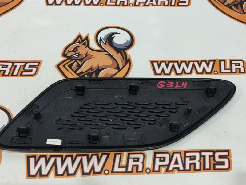 LR052981 Hood deflector left RANGE ROVER L405 13- Used cost 75 € in stock 1 pcs.