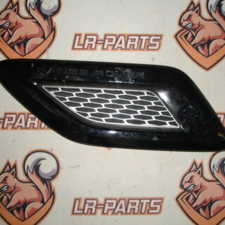 LR052981 Hood deflector left RANGE ROVER L405 13- Used cost 74,72 € in stock 1 pcs.