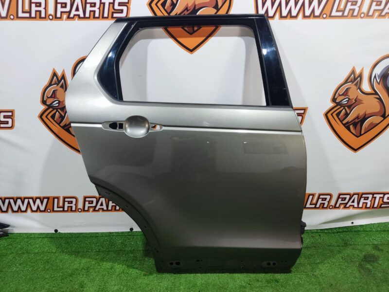 LR061284 Rear right door Land Rover Discovery Sport L550 (2015-) Used cost 500 € in stock 1 pcs.