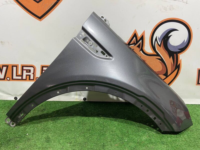 LR061383 Front right wing Land Rover Discovery Sport L550 (2015-) Used cost 300 € in stock 5 pcs.