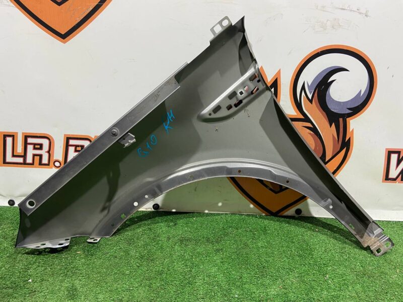 LR061383 Front right wing Land Rover Discovery Sport L550 (2015-) Used cost 300 € in stock 5 pcs.