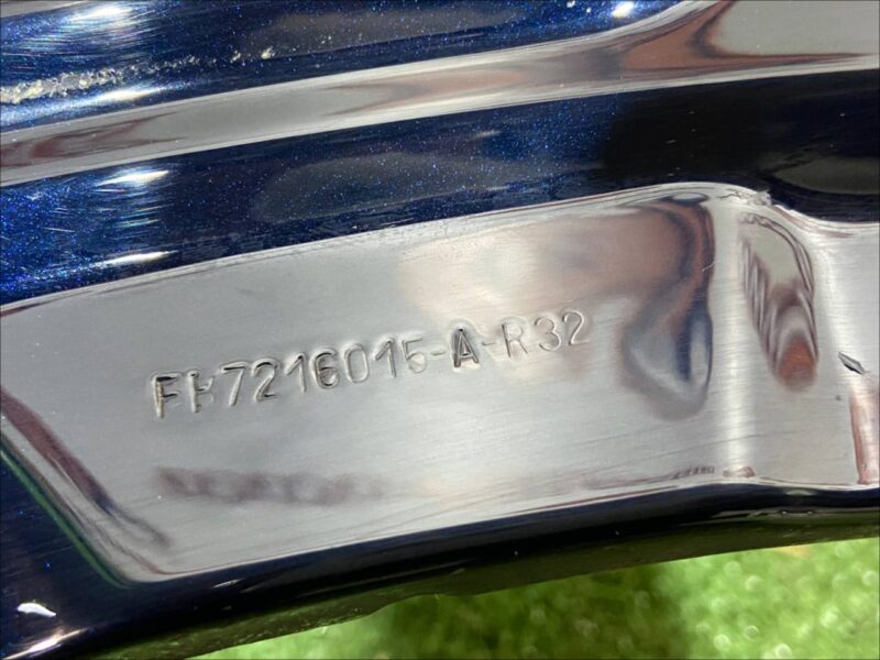 LR061383 Front right wing Land Rover Discovery Sport L550 (2015-) Used cost 300 € in stock 5 pcs.
