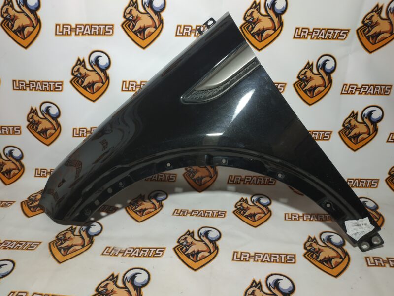 LR061384 Front left wing Land Rover Discovery Sport L550 (2015-) Used cost 300 € in stock 6 pcs.