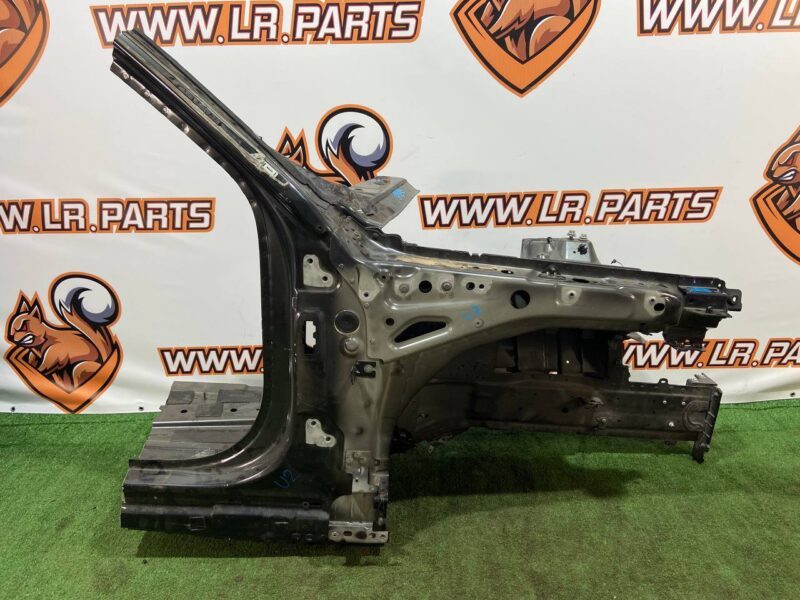 LR061805 Quarter front right Range Rover Sport L494 (2014-2022) Used cost 500 € in stock 1 pcs.