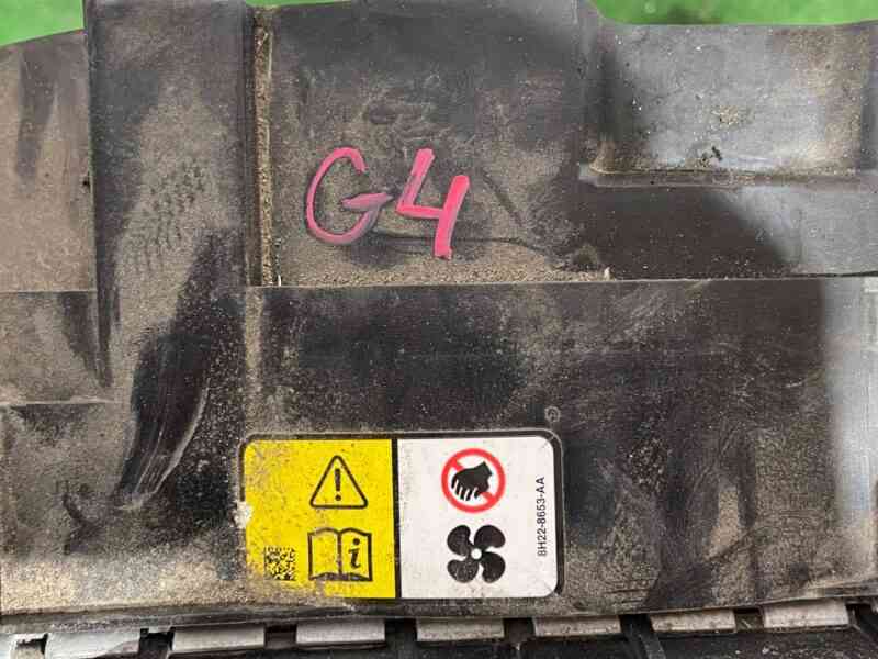 LR062425KIT Radiator cassette 3.0TD Land Rover Discovery 5 L462 (2017-) Used - Image 12