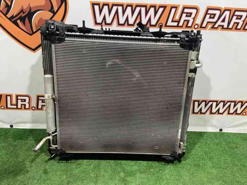 LR062425KIT Radiator cassette 3.0TD Land Rover Discovery 5 L462 (2017-) Used - Image 14