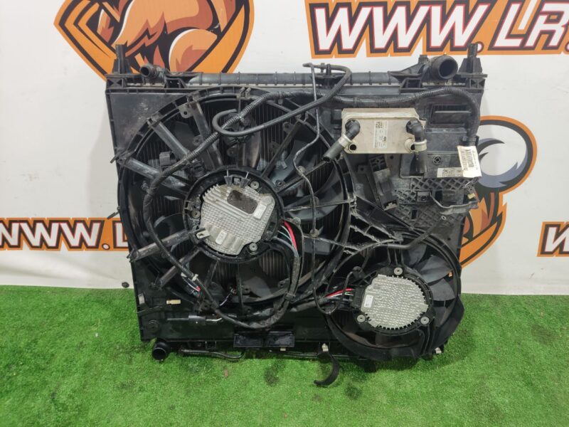LR062425KIT Radiator cassette 3.0TD Land Rover Discovery 5 L462 (2017-) Used cost 700 € in stock 5 pcs.