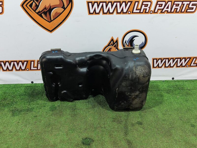 LR072228 Fuel tank plastic Range Rover Evoque L538 (2012-2018) Used cost 400 € in stock 1 pcs.