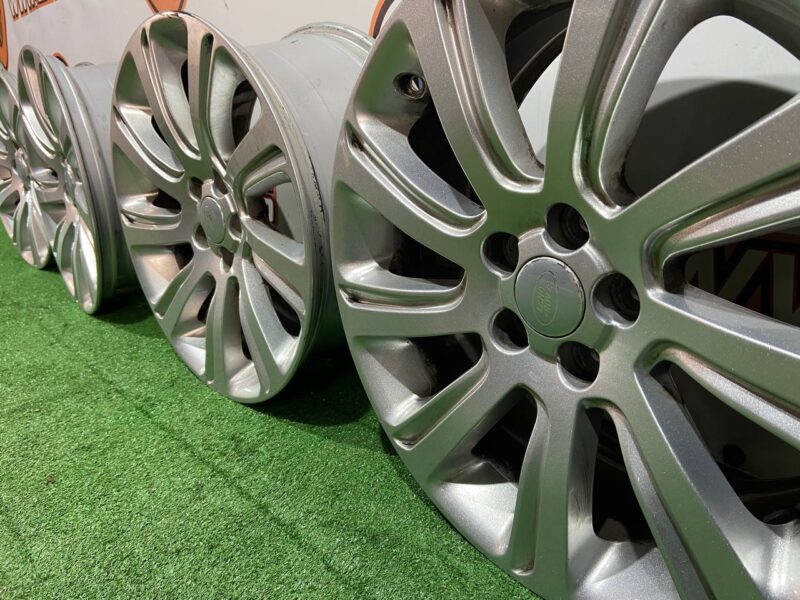 LR073531 Wheel drive R18 LAND ROVER DISCOVERY SPORT (L550) 2015- Used cost 250 € in stock 4 pcs.