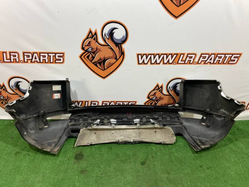 LR074961 Rear bumper RANGE ROVER EVOQUE L538 2011-2018 Used cost 250 € in stock 1 pcs.
