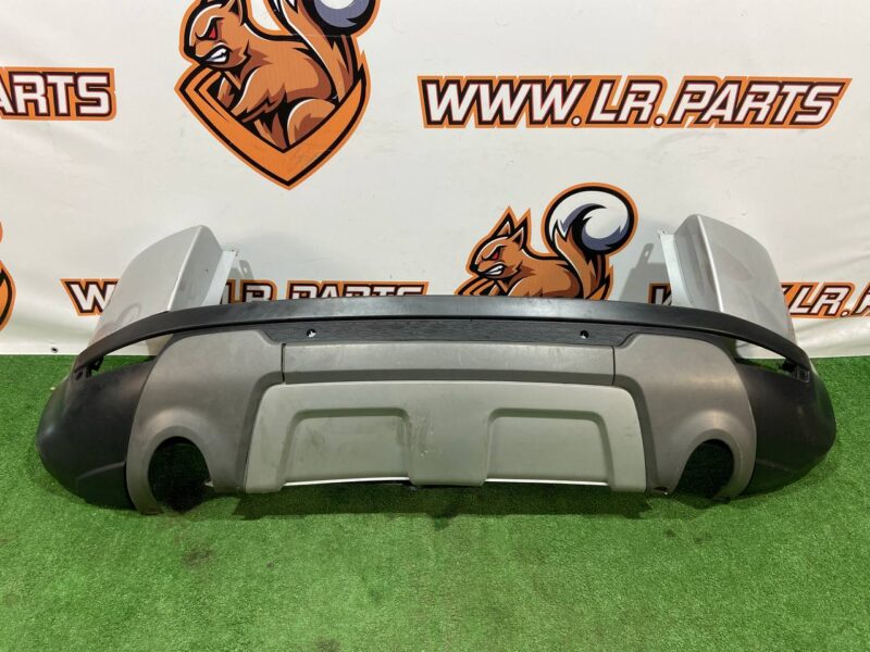 LR074961 Rear bumper RANGE ROVER EVOQUE L538 2011-2018 Used cost 250 € in stock 1 pcs.