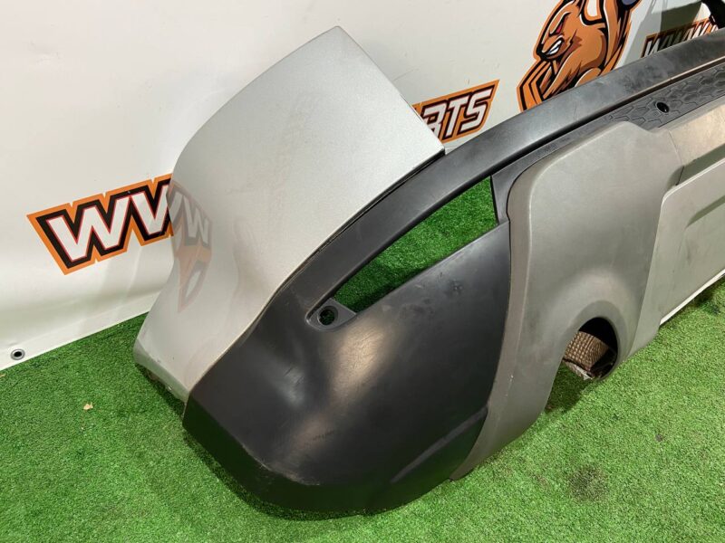 LR074961 Rear bumper RANGE ROVER EVOQUE L538 2011-2018 Used cost 250 € in stock 1 pcs.