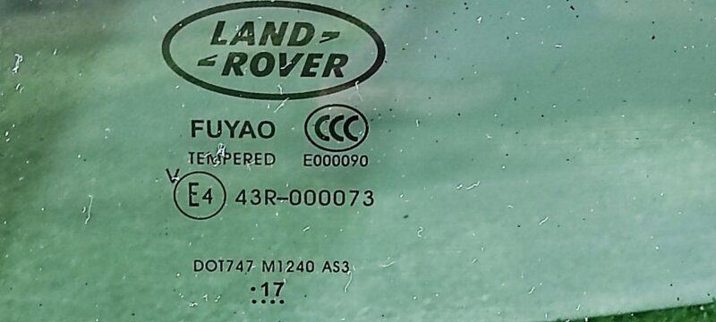 LR078379 Side right rear glass for Land Rover Discovery Sport L550 (2015-) Used cost 150 € in stock 4 pcs.
