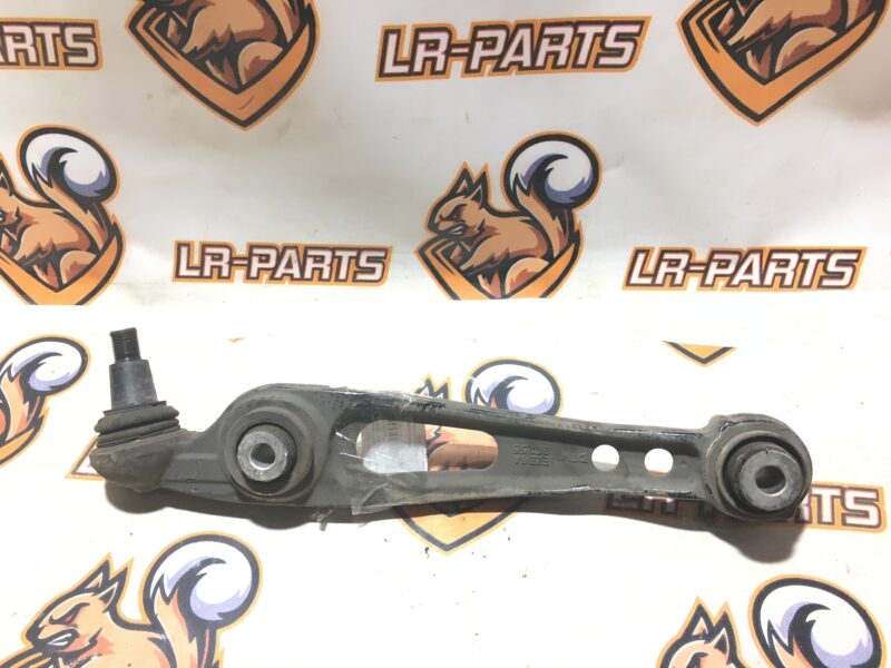 LR078476 Lever front right lower (rear) Range Rover L405 (2013-2021) Used cost 100 € in stock 7 pcs.