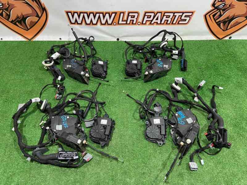 LR078720KIT Set of locks with pulls 2018- Range Rover Sport L494 (2014-2022) Used cost 1 000 € in stock 1 pcs.