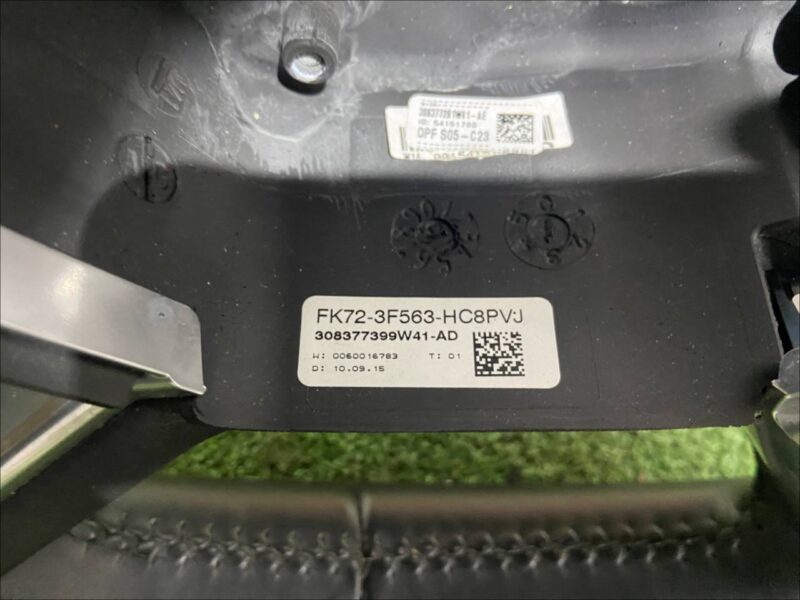 LR079634 Steering wheel for AIR BAG Land Rover Discovery Sport L550 (2015-) Used cost 350 € in stock 3 pcs.