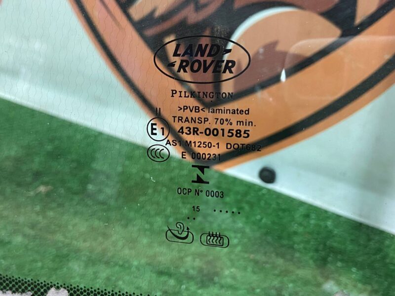 LR079645 Windshield Land Rover Discovery Sport L550 (2015-) Used cost 300 € in stock 3 pcs.