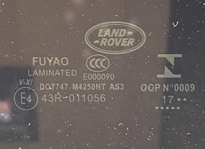 LR080001 Panoramic roof Land Rover Discovery 5 L462 Used cost 1 100 € in stock 4 pcs.