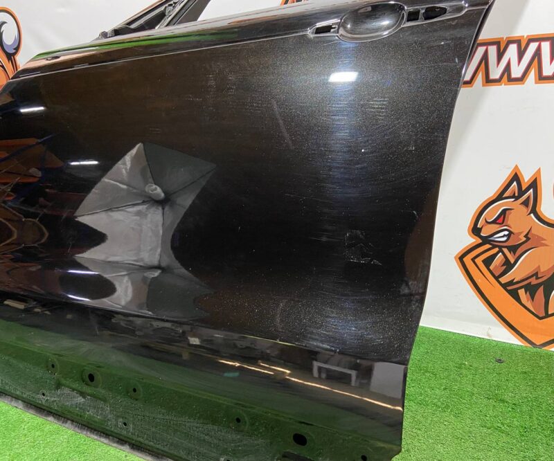 LR080196 Front left door Land Rover Discovery 5 L462 (2017-) USED cost 450 € in stock 3 pcs.