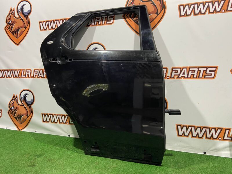 LR080197 door rear right Land Rover Discovery 5 Used cost 370 € in stock 5 pcs.