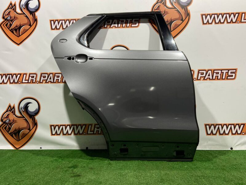 LR080197 door rear right Land Rover Discovery 5 Used cost 370 € in stock 5 pcs.