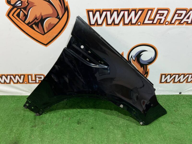 LR080199 Front right wing LAND ROVER DISCOVERY 5 Used cost 280 € in stock 2 pcs.