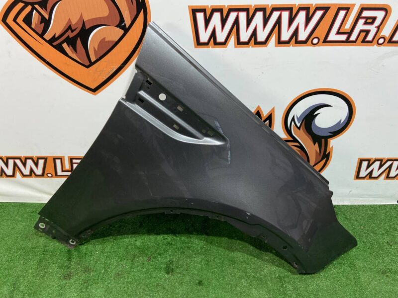LR080199 Front right wing LAND ROVER DISCOVERY 5 Used cost 280 € in stock 2 pcs.
