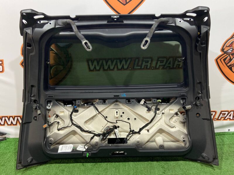 LR080287 Trunk lid with glass Land Rover Discovery 5 L462 (2017-) Used cost 500 € in stock 6 pcs.