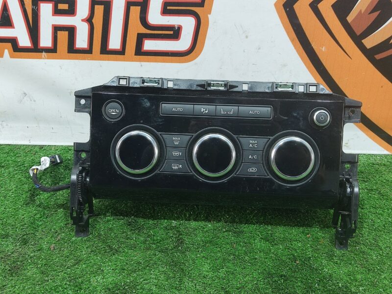 LR081202 Climate control panel Land Rover Discovery 5 L462 (2017-) USED cost 120 € in stock 3 pcs.
