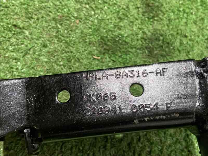LR081521 Radiator beam Range Rover Sport L494 (2014-2022) Used - Image 21