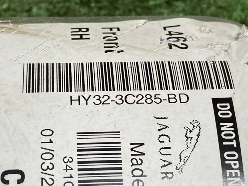 LR081560 Shock absorber front air right Land Rover Discovery 5 L462 (2017-) Used cost 383 € in stock 5 pcs.