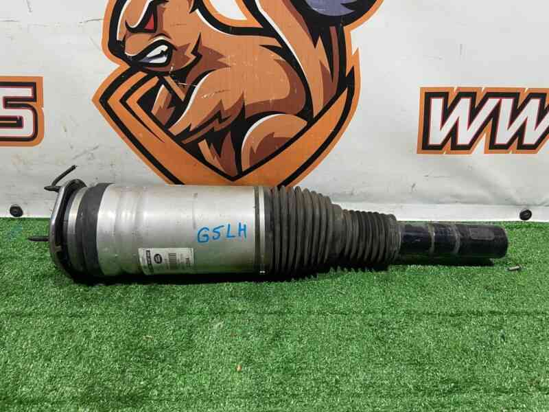 LR081564 Shock absorber front left Land Rover Discovery 5 L462 (2017-) Used cost 373 € in stock 6 pcs.