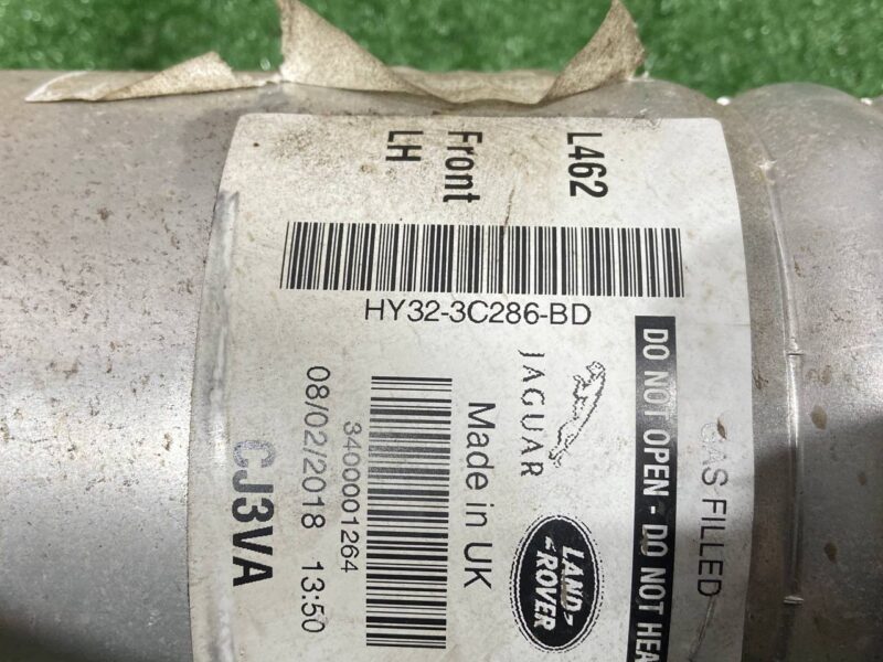 LR081564 Shock absorber front left Land Rover Discovery 5 L462 (2017-) Used cost 373 € in stock 6 pcs.